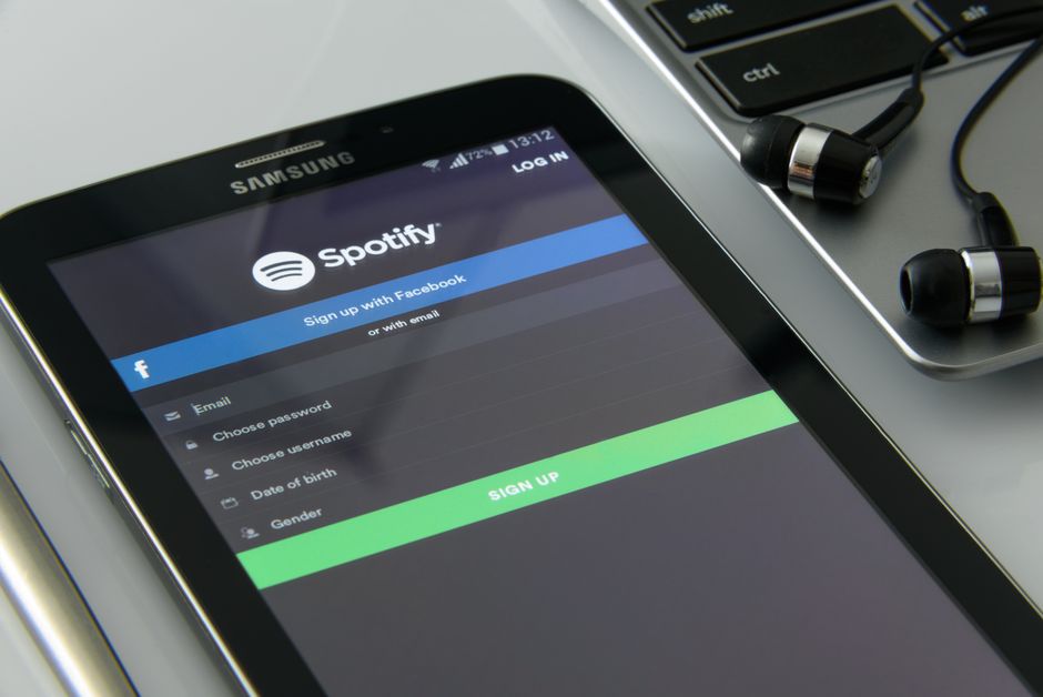 setup streaming app smartphone guide
